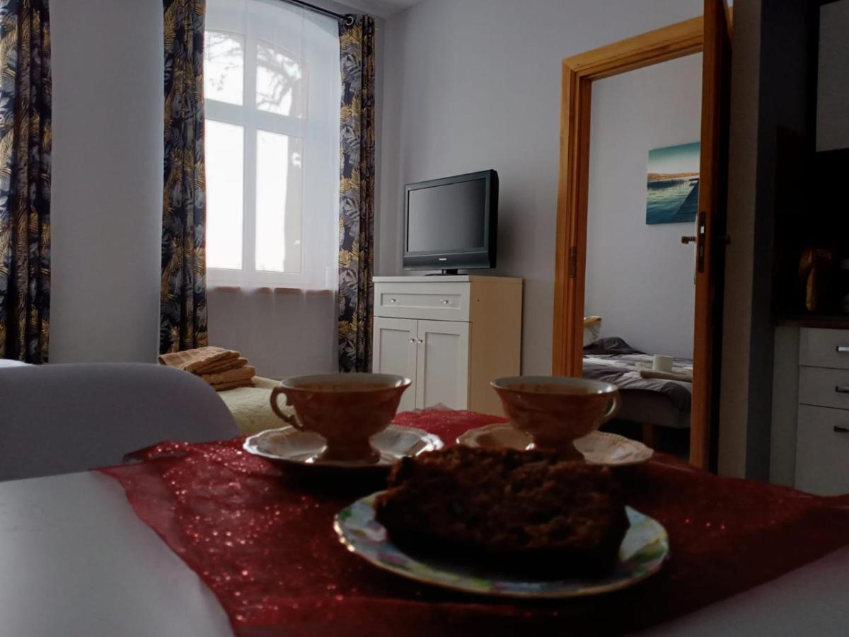Sunny Bear Bed & Breakfast 耶莱尼亚古拉 外观 照片
