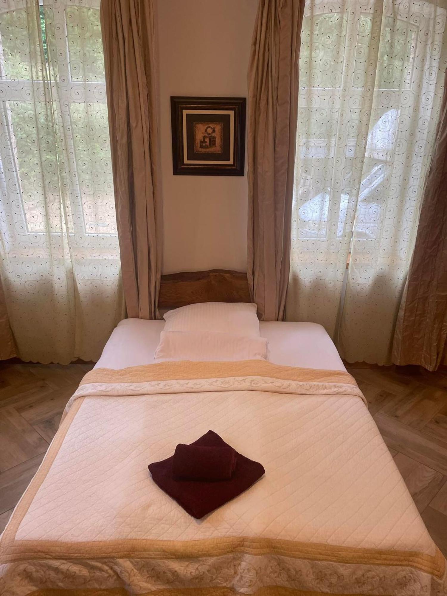 Sunny Bear Bed & Breakfast 耶莱尼亚古拉 外观 照片